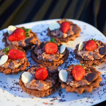 Hotel Regina Garden Vlorë