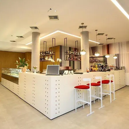 Hotell Regina Garden 4*